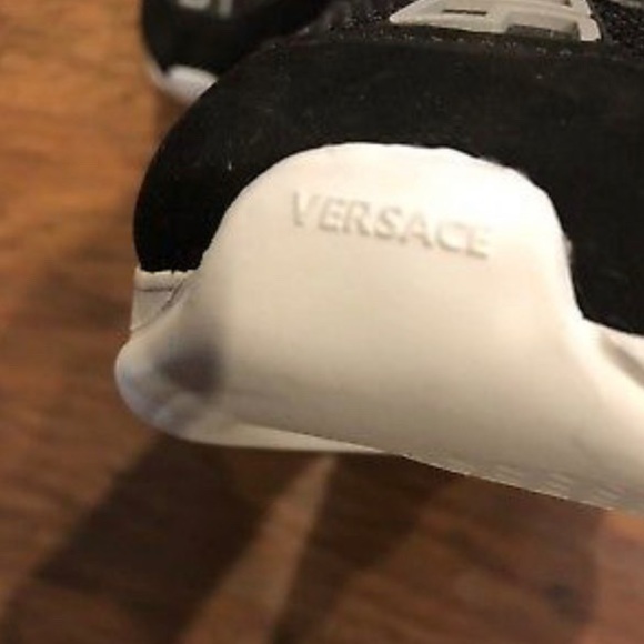 Versace Chain Reaction Sneakers US Men’s Size 10 - Picture 5 of 8